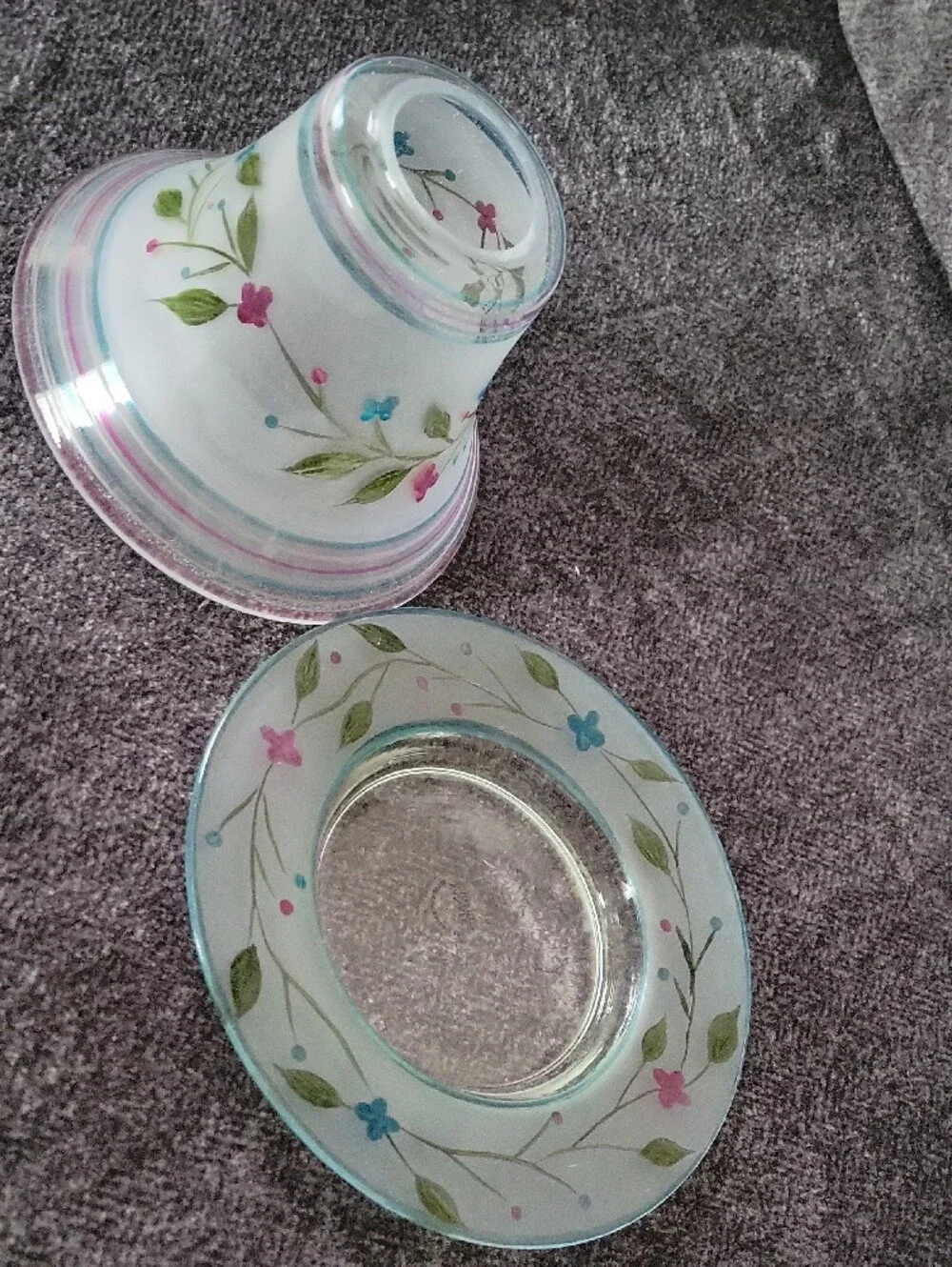 Yankee Candle Frosted Glass Floral Shade and Plate